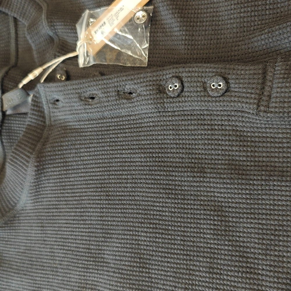 SKIMS Waffle Long Sleeve Crop Top - Picture 4 of 5